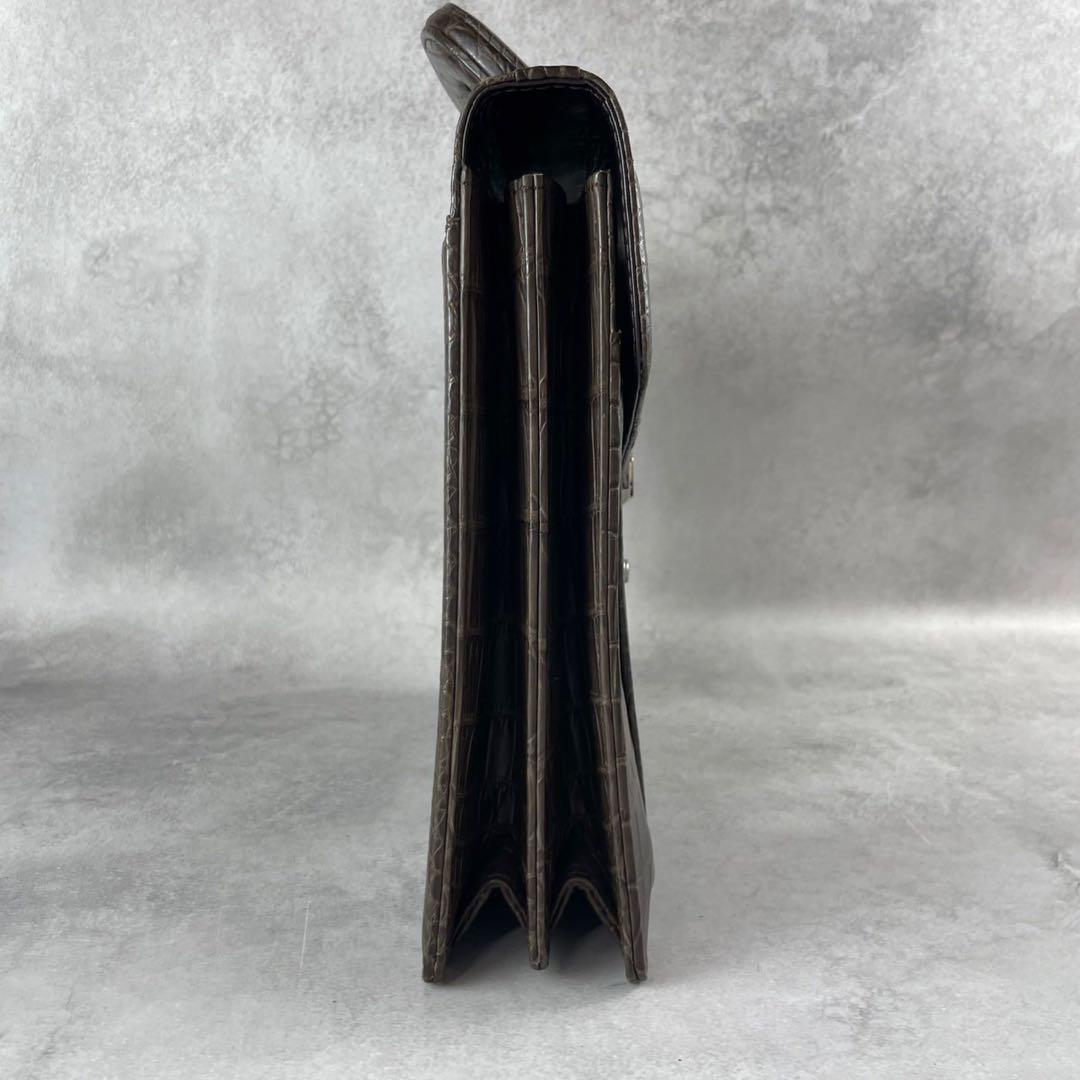 未使用級 クロコダイル ビジネスバッグ 本革 ブラウン系 金具 JRA A4収納