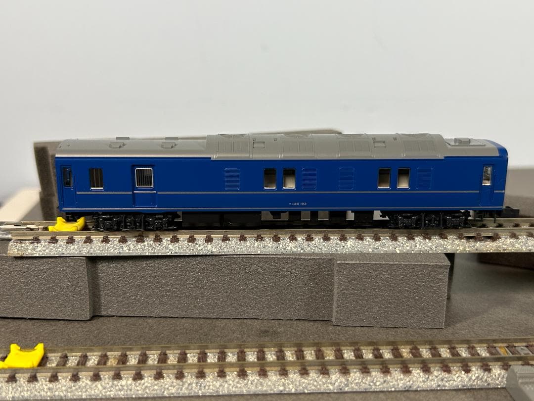 KATO 24系25形100番台 9両セット（中間：BM式自密連タイプ）