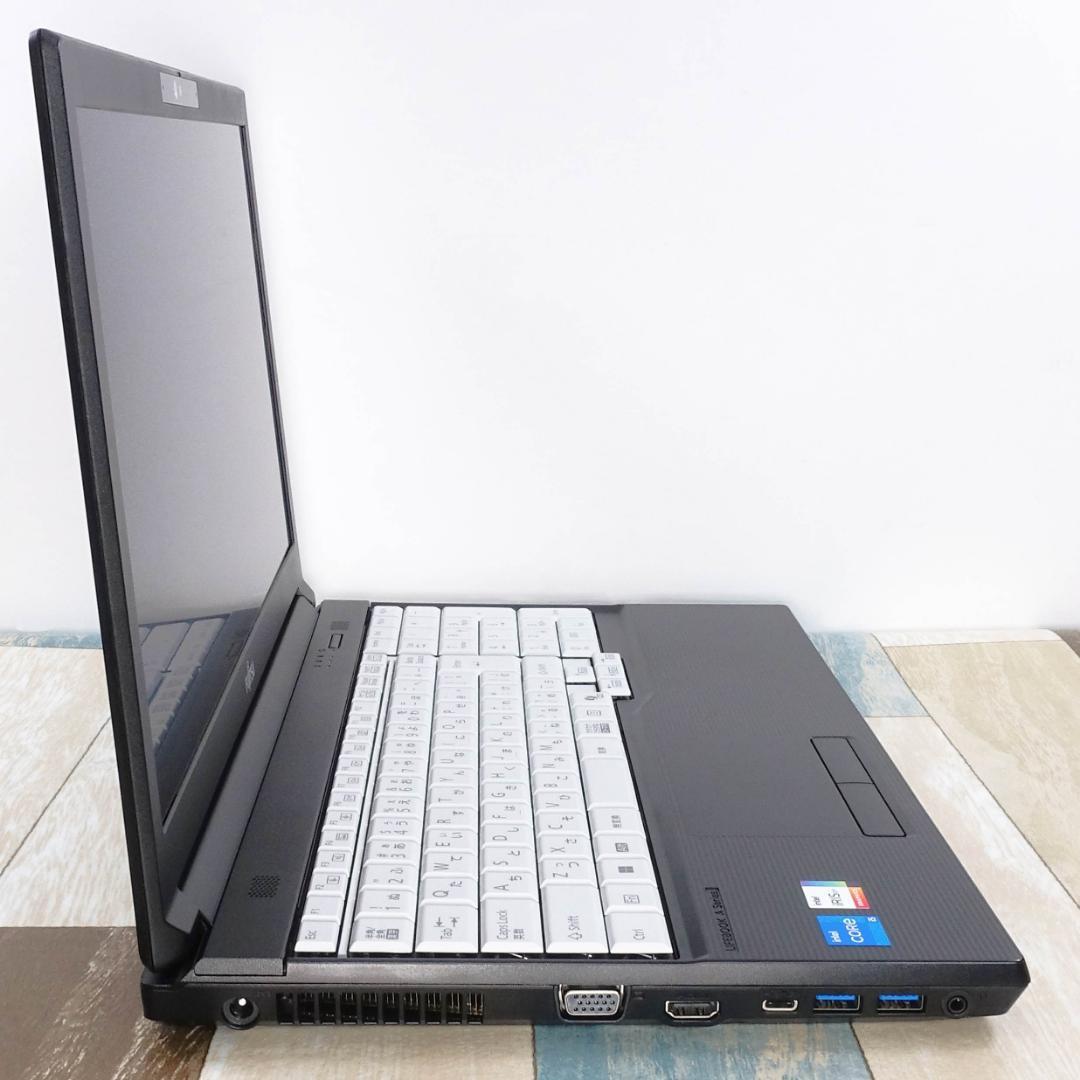 未使用に近いレベルの極美品✨第１２世代コアｉ５に超高速大容量新品ＳＳＤ１ＴＢ搭載