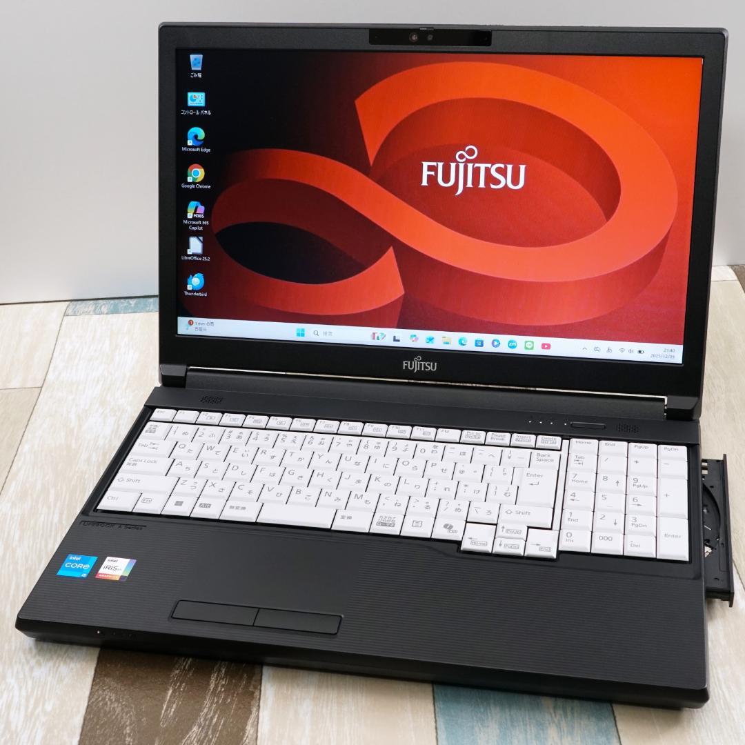 未使用に近いレベルの極美品✨第１２世代コアｉ５に超高速大容量新品ＳＳＤ１ＴＢ搭載