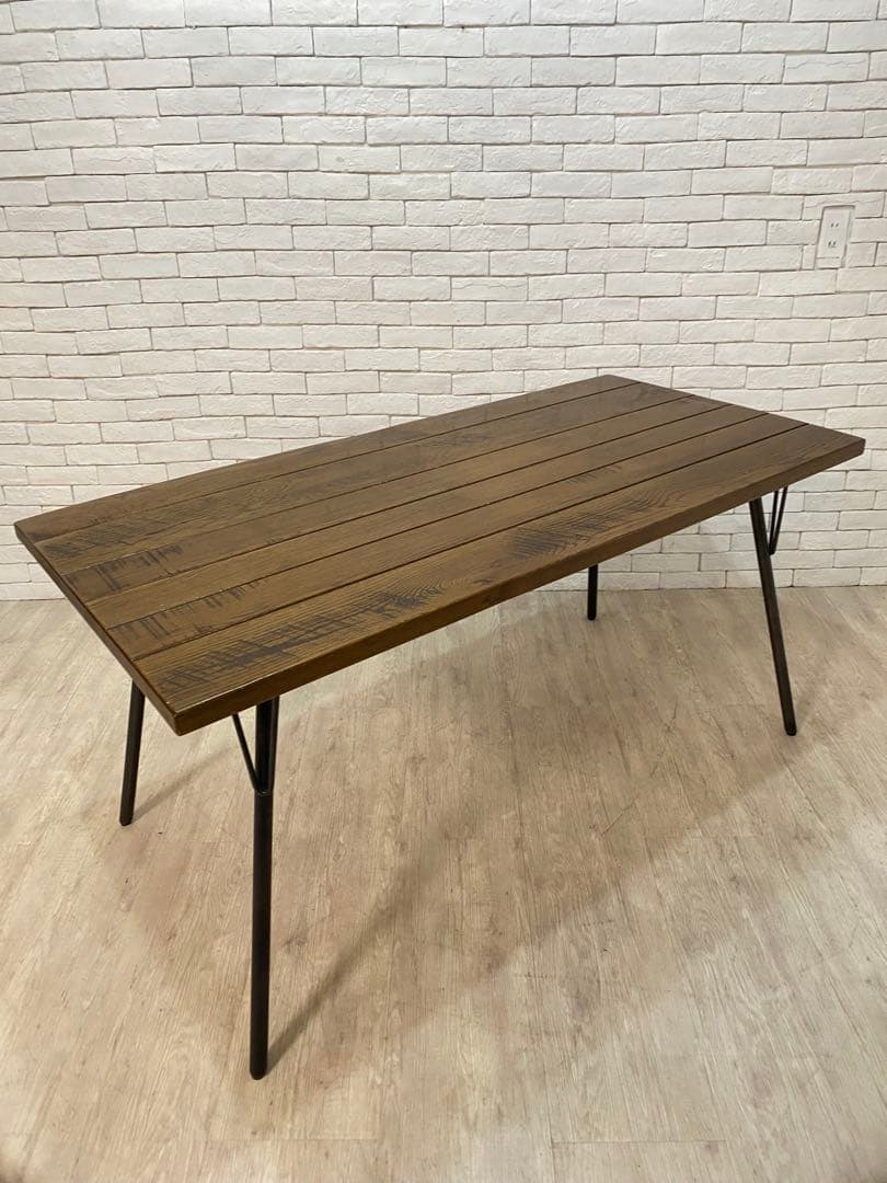 【Buddy　八王子まで配達無料】定価10万円　アクメ　ダイニング