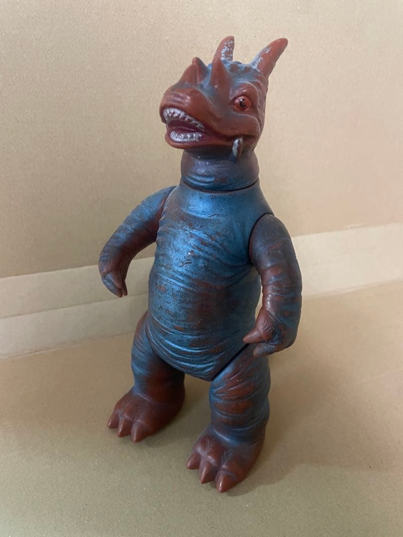 マルサン　パゴス　当時物　怪獣ソフビ　背中赤スプレー