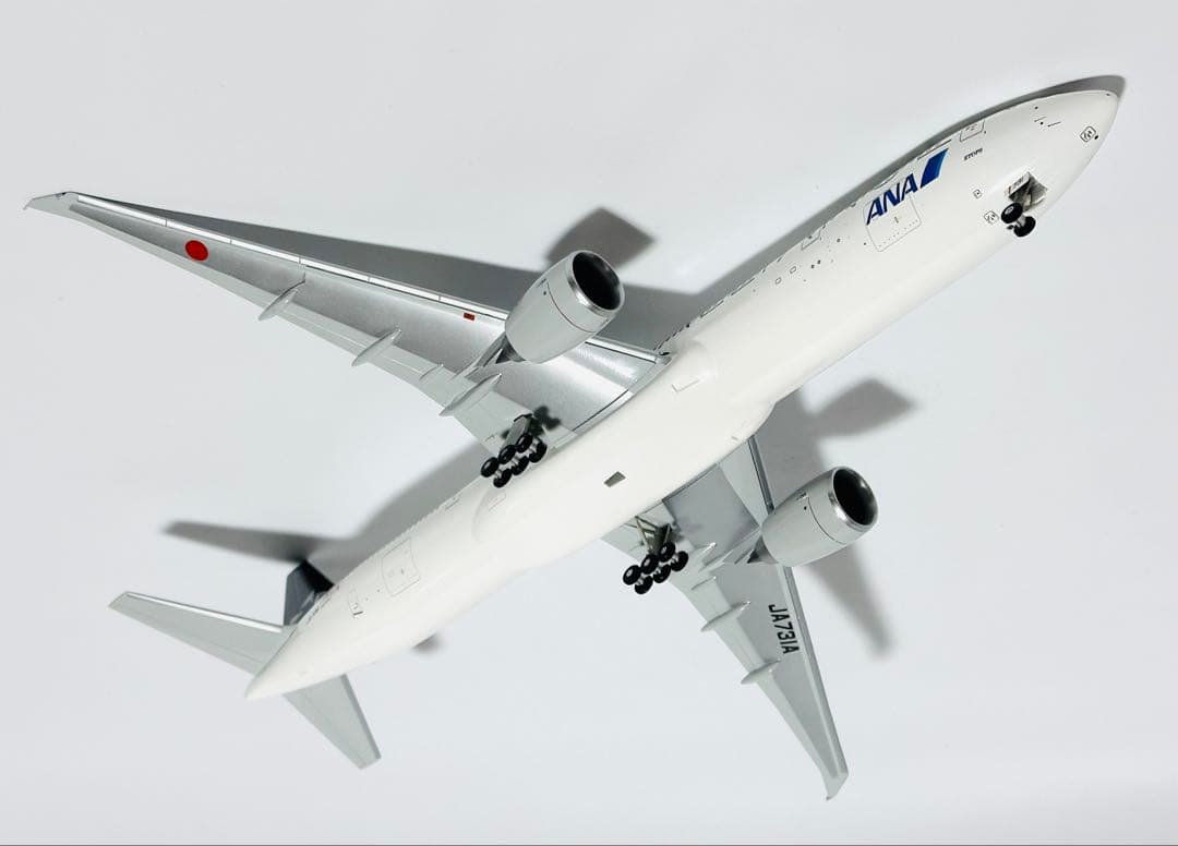 全日空商事 1/200 B777-300ER スターアライアンス NH20037