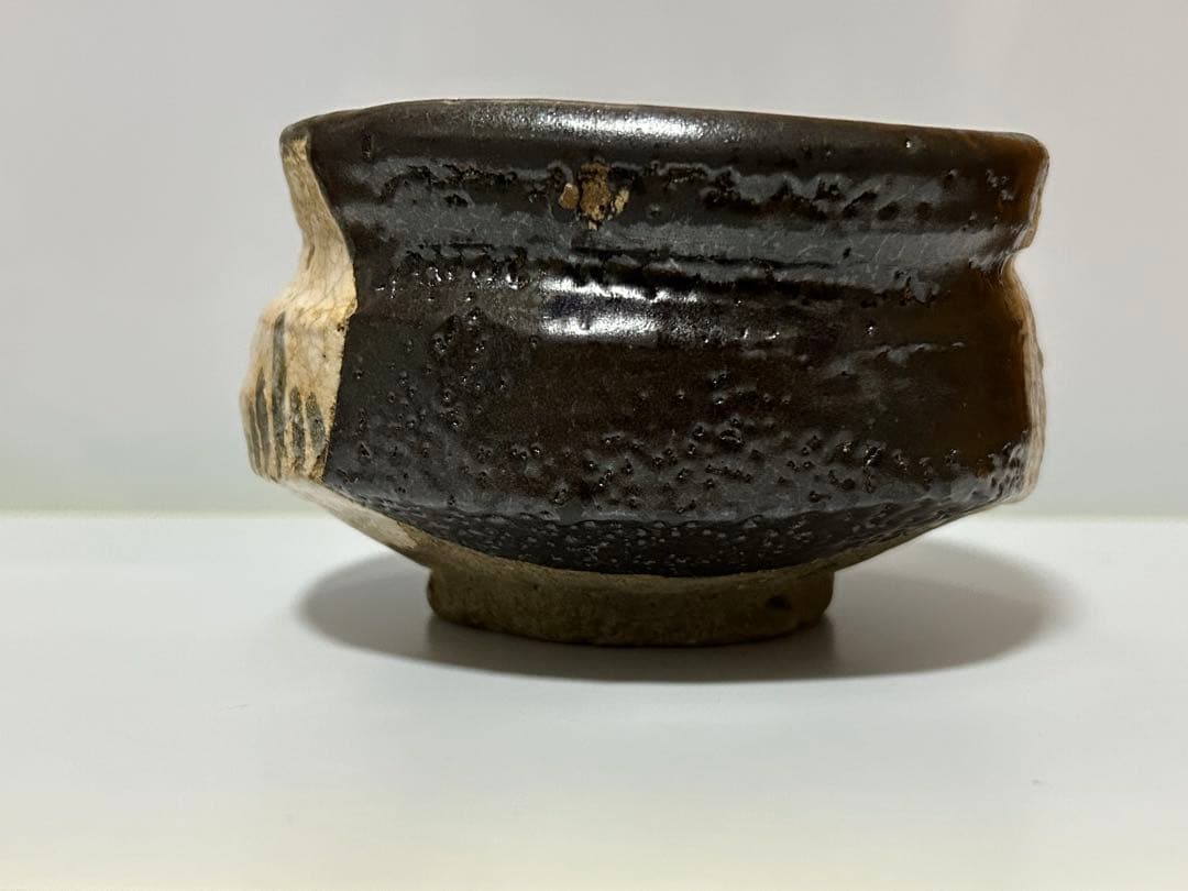 江戸時代頃　黒織部　花文　沓茶碗　箱付　茶道具　古陶