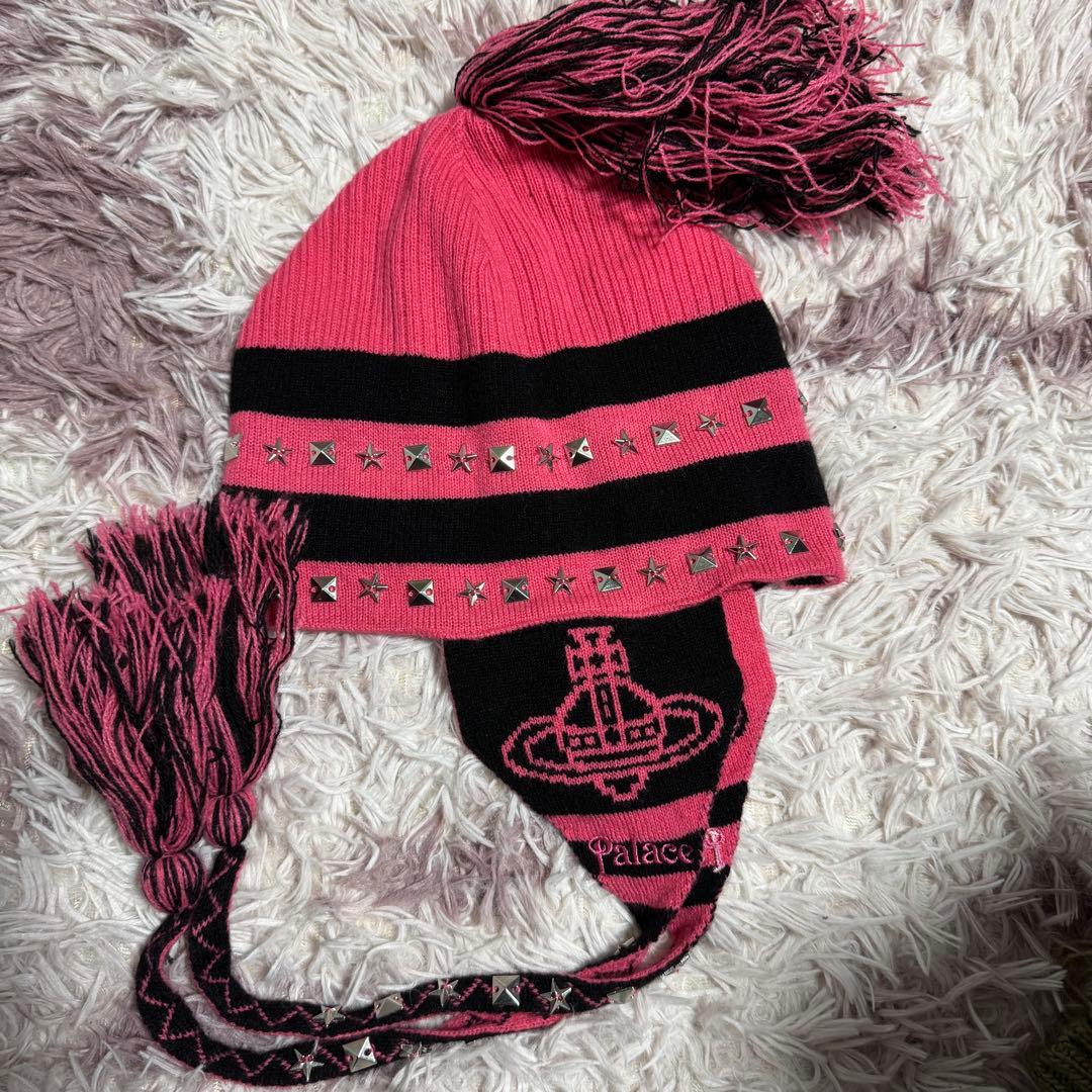 Palace×viviennewestwood スタッズ付き ニット帽