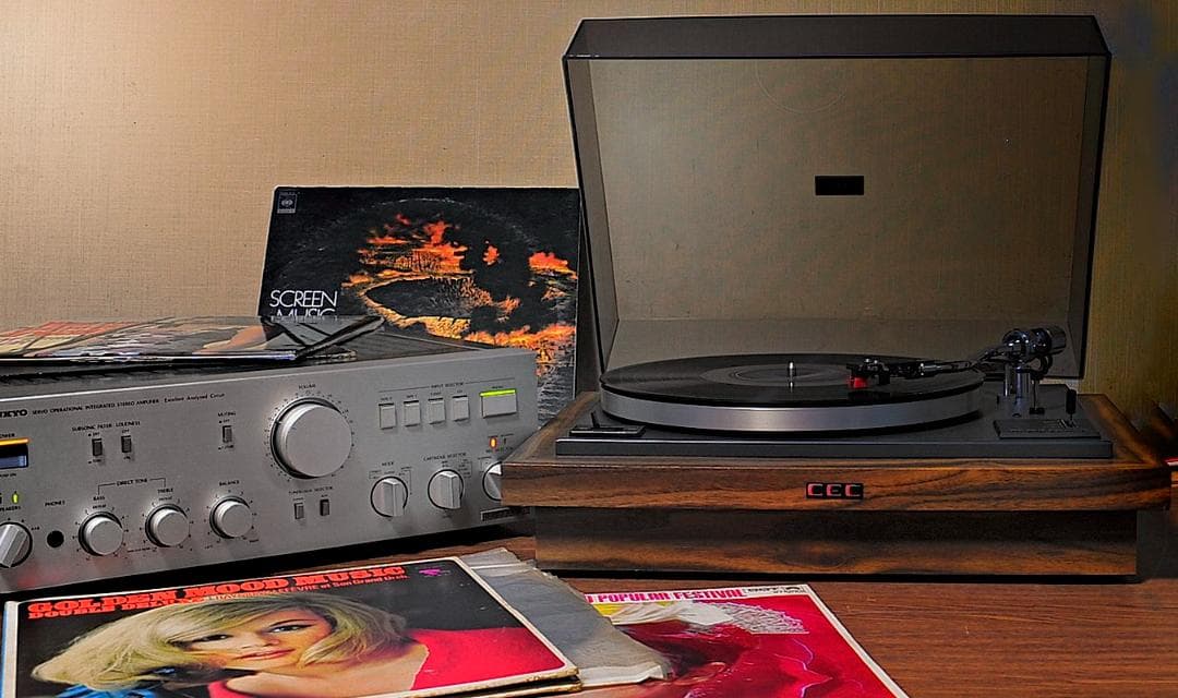 ★ CEC ベルトドライブ プレーヤー BD-3000　70年代ビンテージもの♪