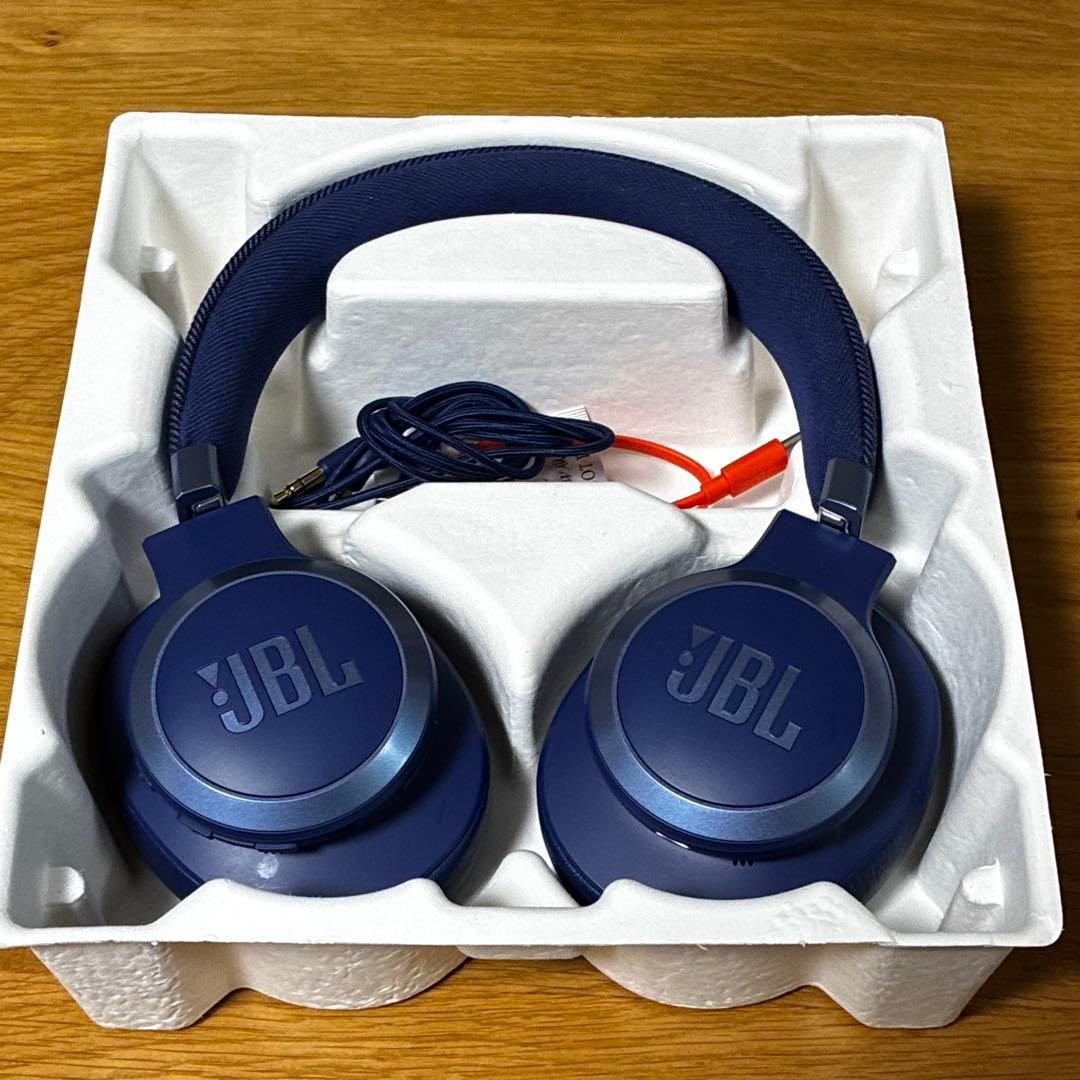 【美品】JBL LIVE770NCワイヤレスヘッドホン Bluetooth
