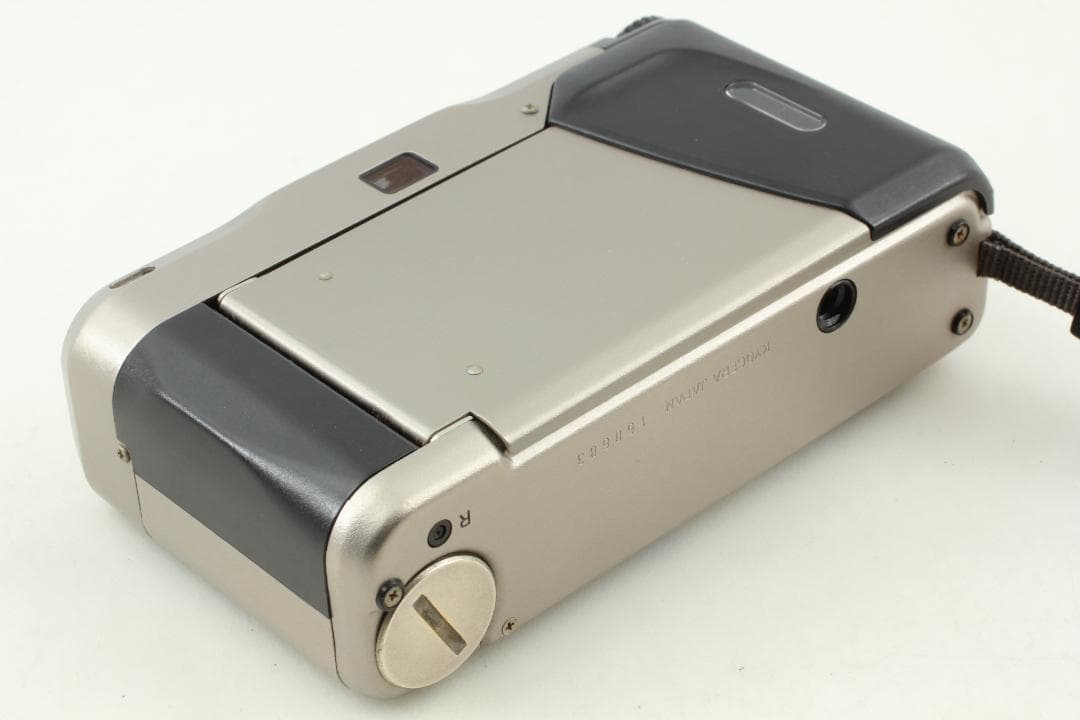 フィルムカメラ Contax T2