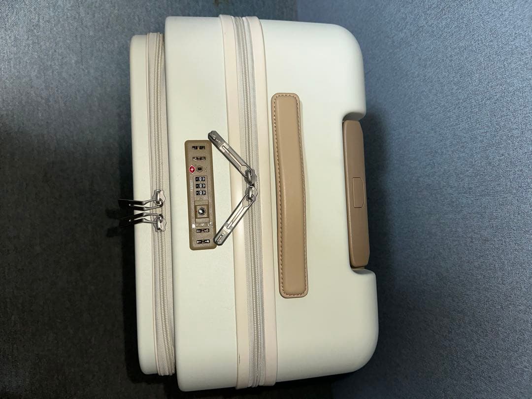 ACE フレットボード 50L スーツケース　アイボリー　ホワイト