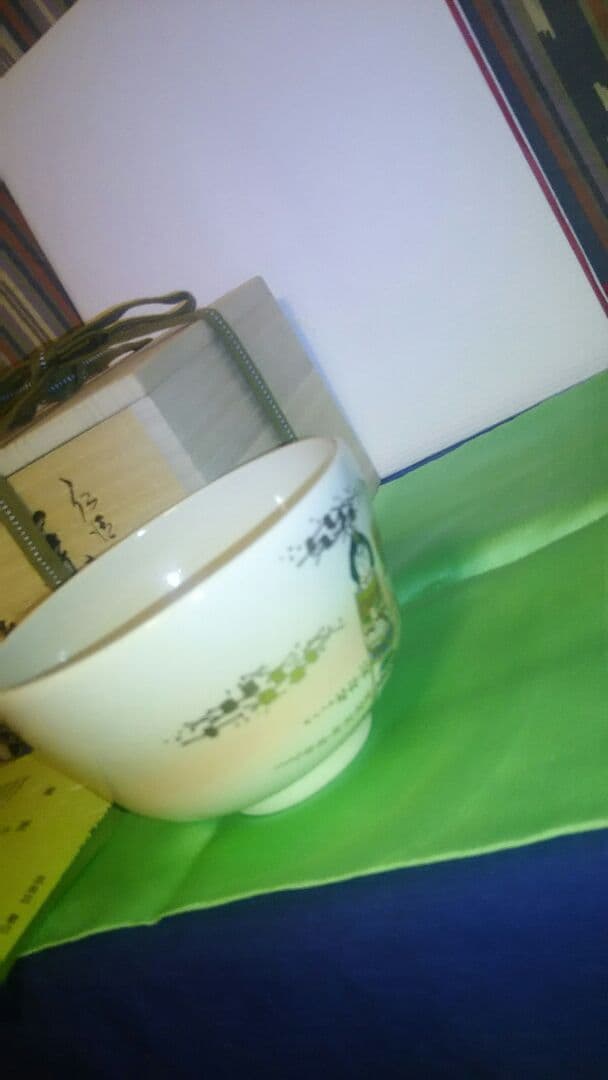 抹茶茶碗、共箱入、仁清立ち雛、加藤松香作、1番