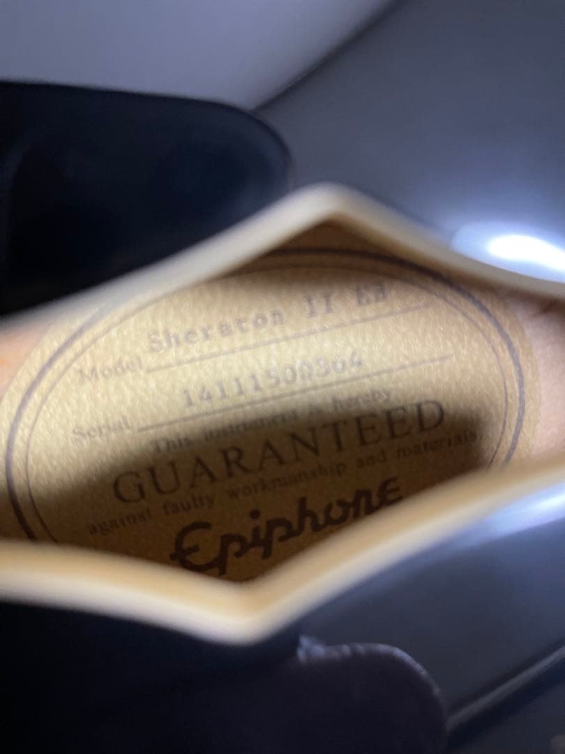 高級感のあるセミアコ　エピフォン　シェラトン　Ⅱ EB　中古