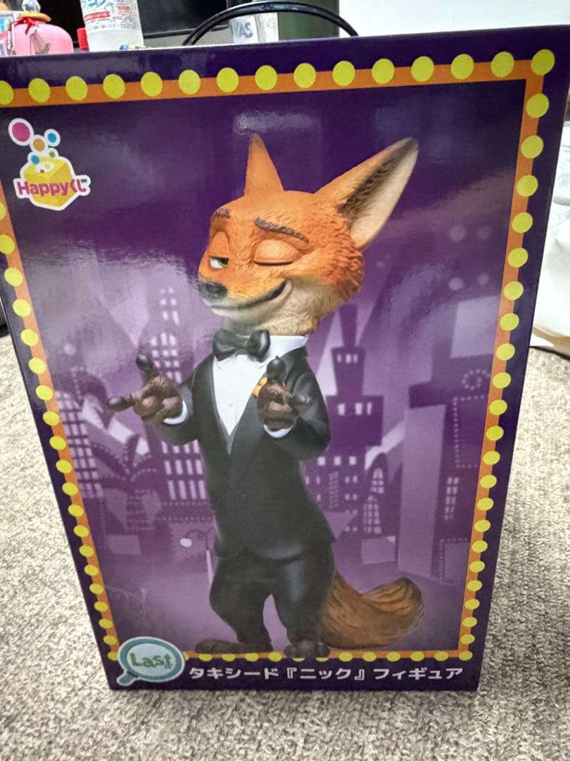 ズートピア ニック タキシード フィギュア