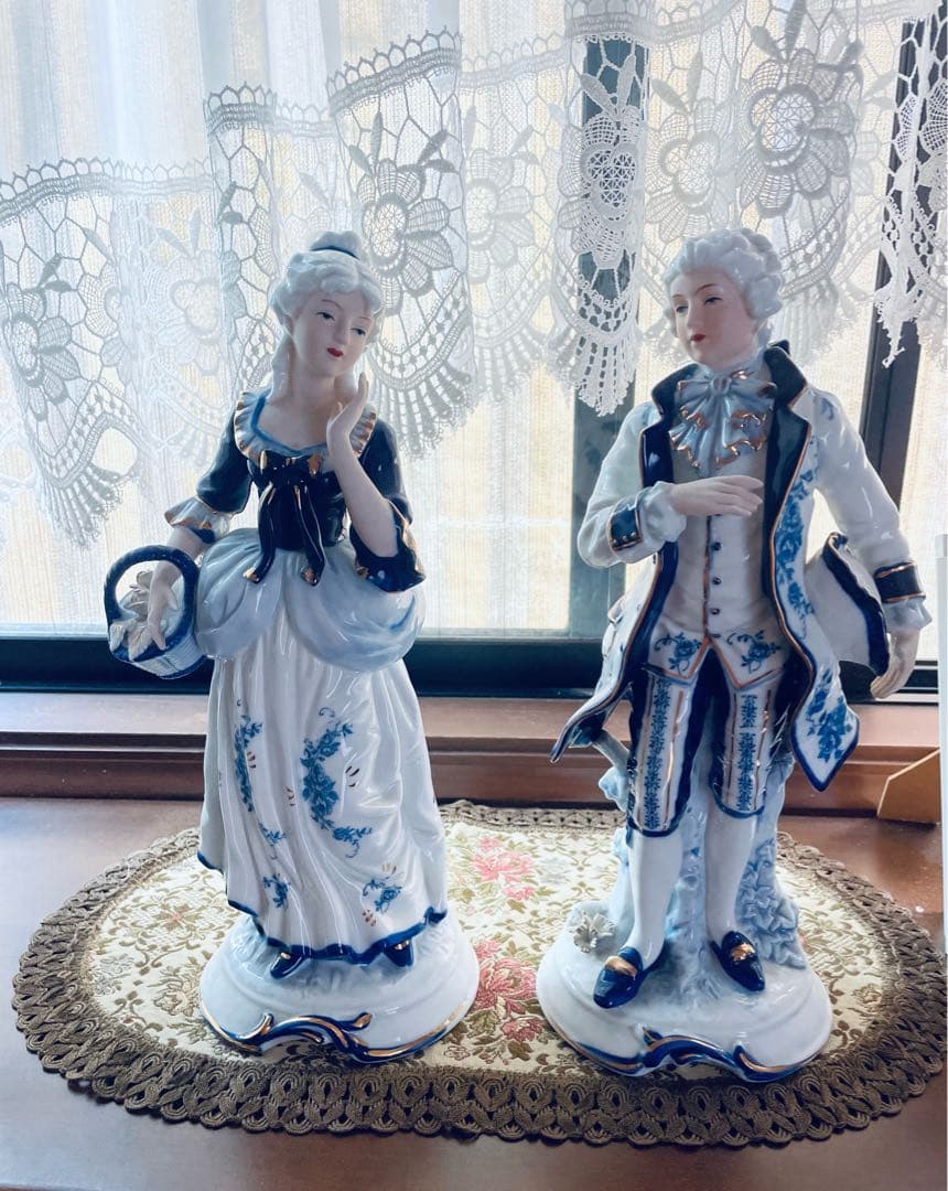 ⭐️レア　レトロ　Demain (ドマン) 陶器人形　ヨーロピアン貴族　高級感満載