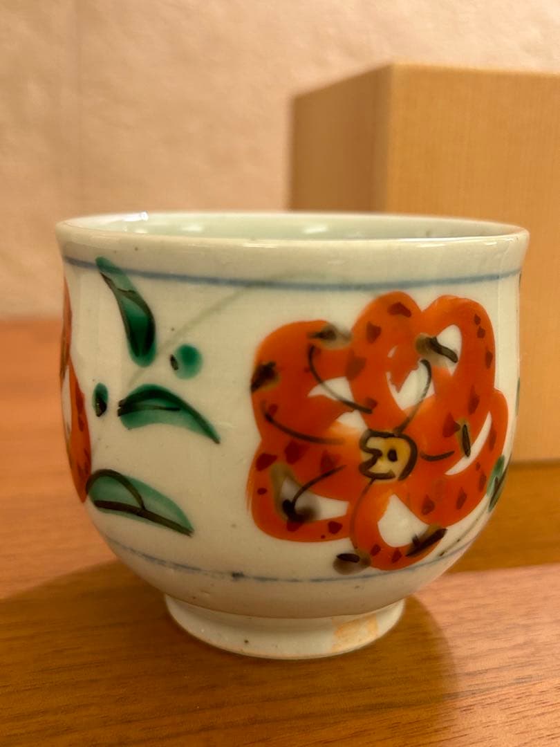 東*山様 須田菁華 色絵 百合 ゆり 湯呑 共箱