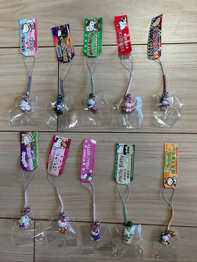 ハローキティ　ご当地キティ　根付け　125個 まとめ