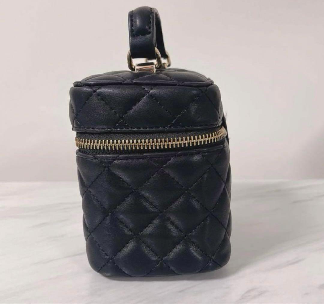 Darich キルティングスクエアミニバッグ