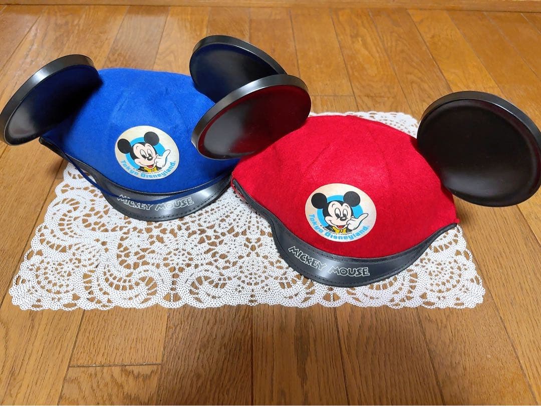 【レア品】東京ディズニーランド　ミッキーマウス 耳付きキャップ 2色セット