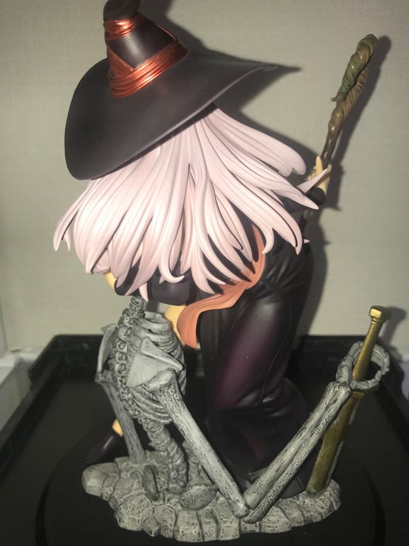 ドラゴンズクラウン ソーサレス ダークネスクロウver 完成品フィギュア