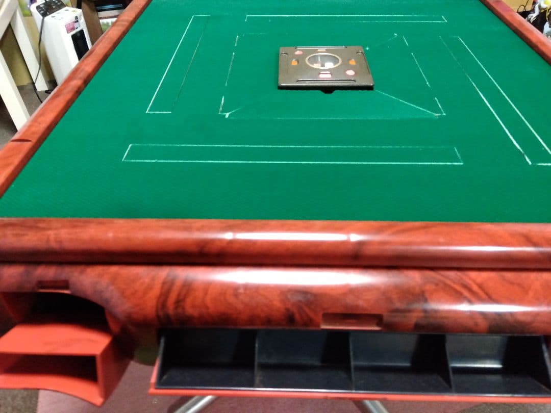 全自動麻雀卓アモスギャバン