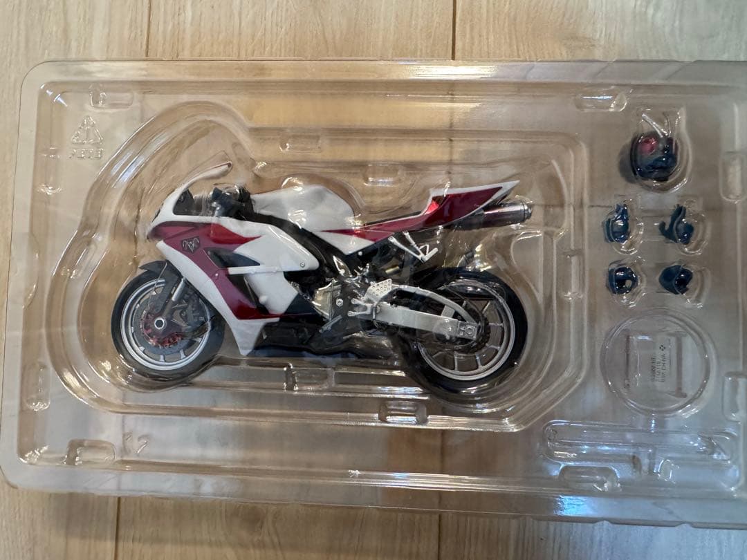 フィギュアーツ　サイクロン　THE NEXT