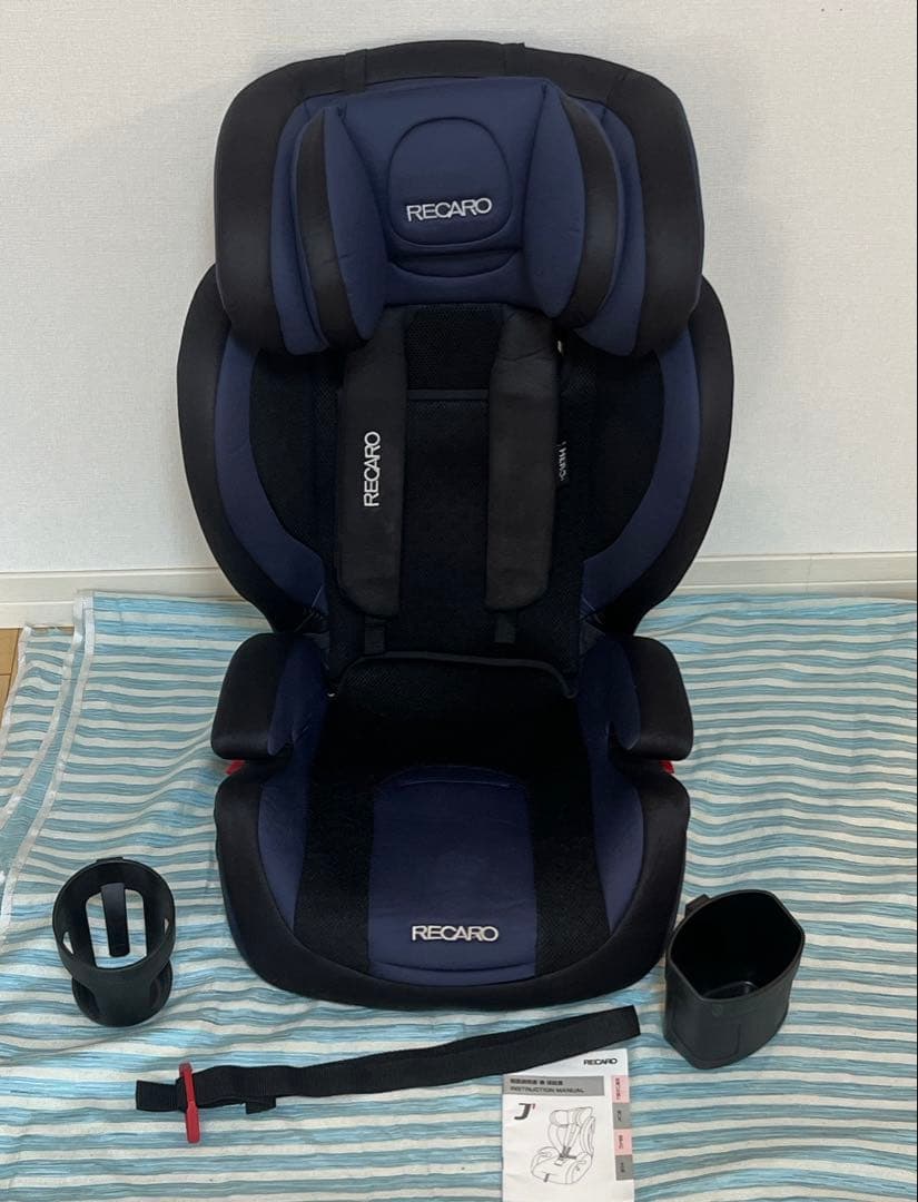 現品限り‼️ RECARO 車 チャイルドシート ネイビー 安心安全 子供 旅行