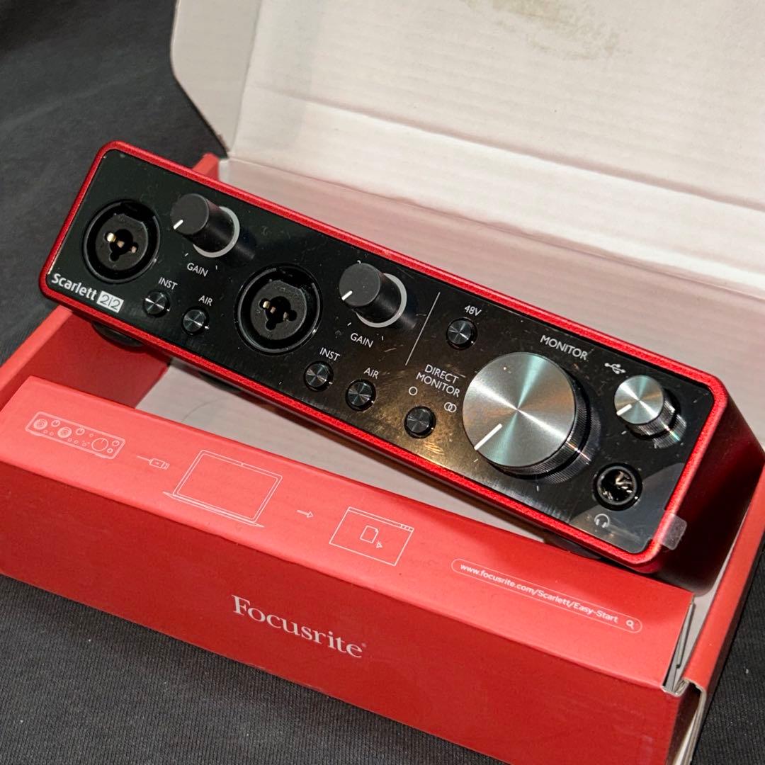 超美品　Focusrite Scarlett 2i2 3rdGen.