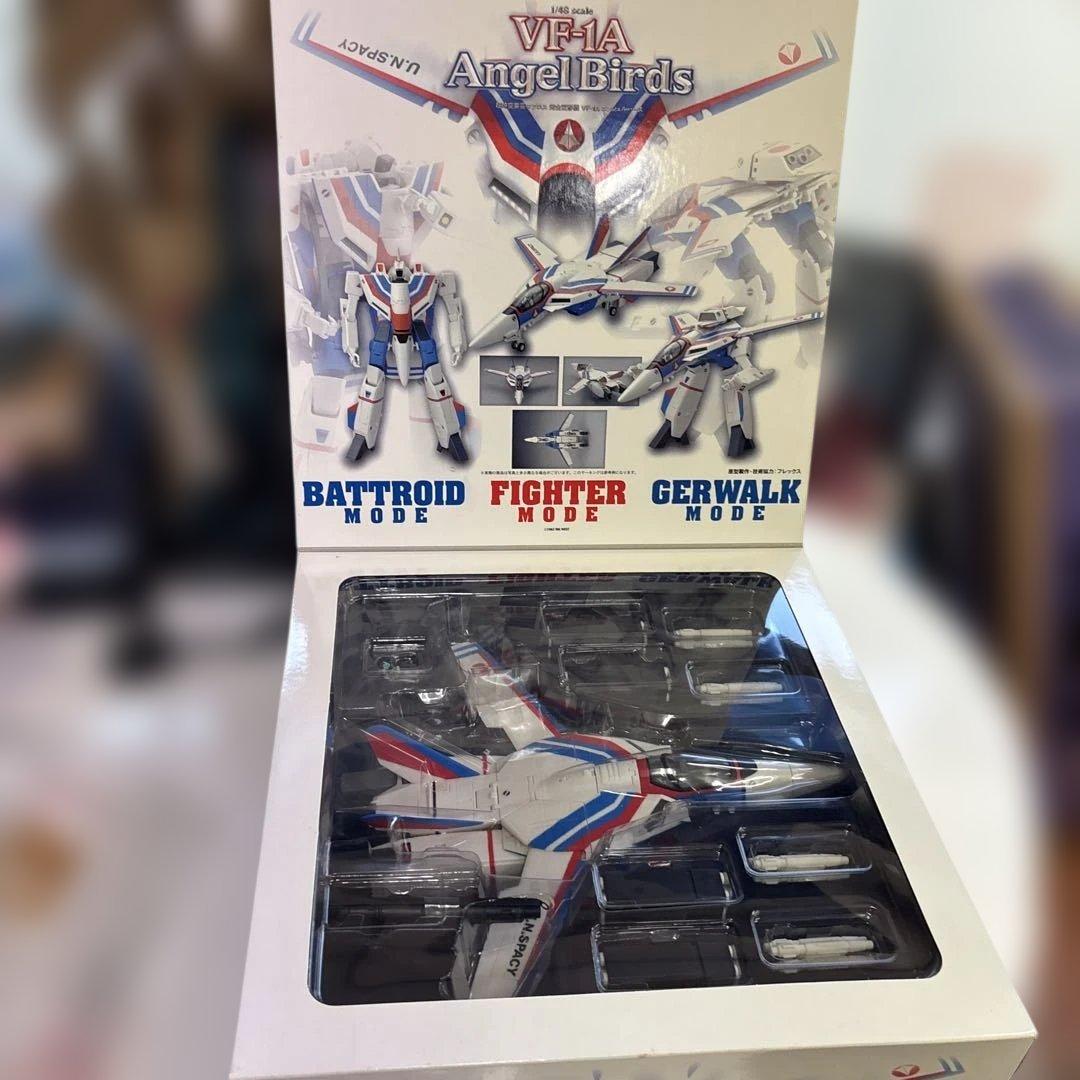 YAMATO 1/48 VF-1A エンジェルバーズ 完全変形 マクロス