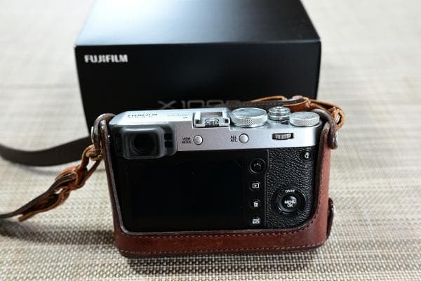豪華装備　富士フィルムX100F