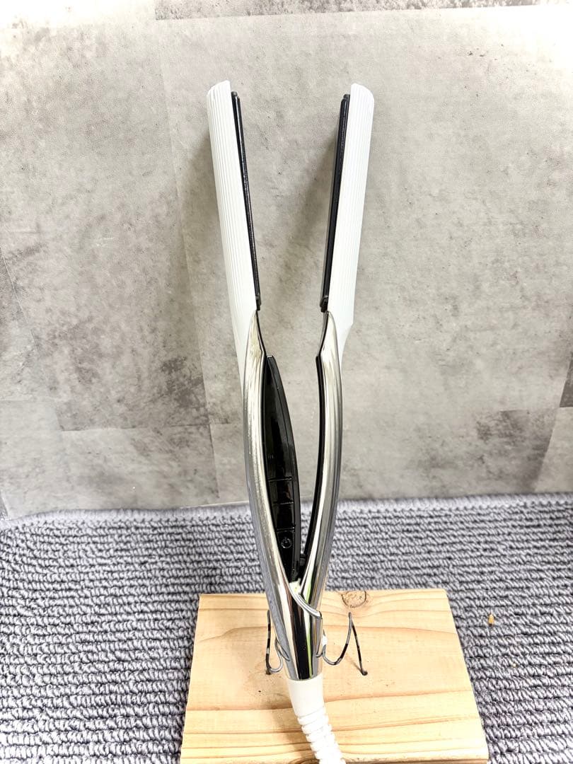 Refa MTG リファ ストレートアイロン 2023年製