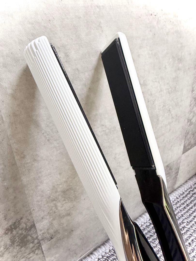 Refa MTG リファ ストレートアイロン 2023年製