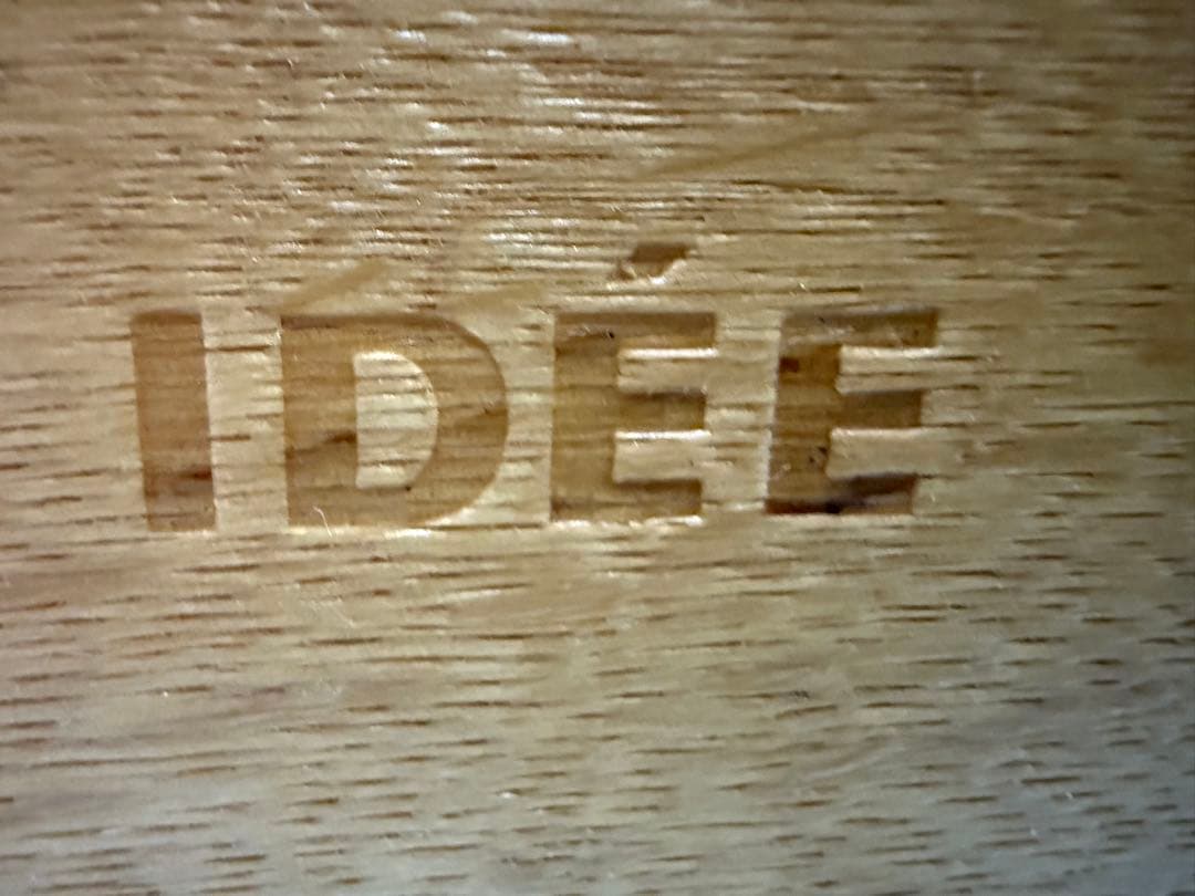 IDEEローテーブル