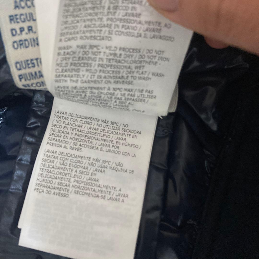 定価14万　MONCLER ネイビー フード付き ダウン　スウェットジャケット