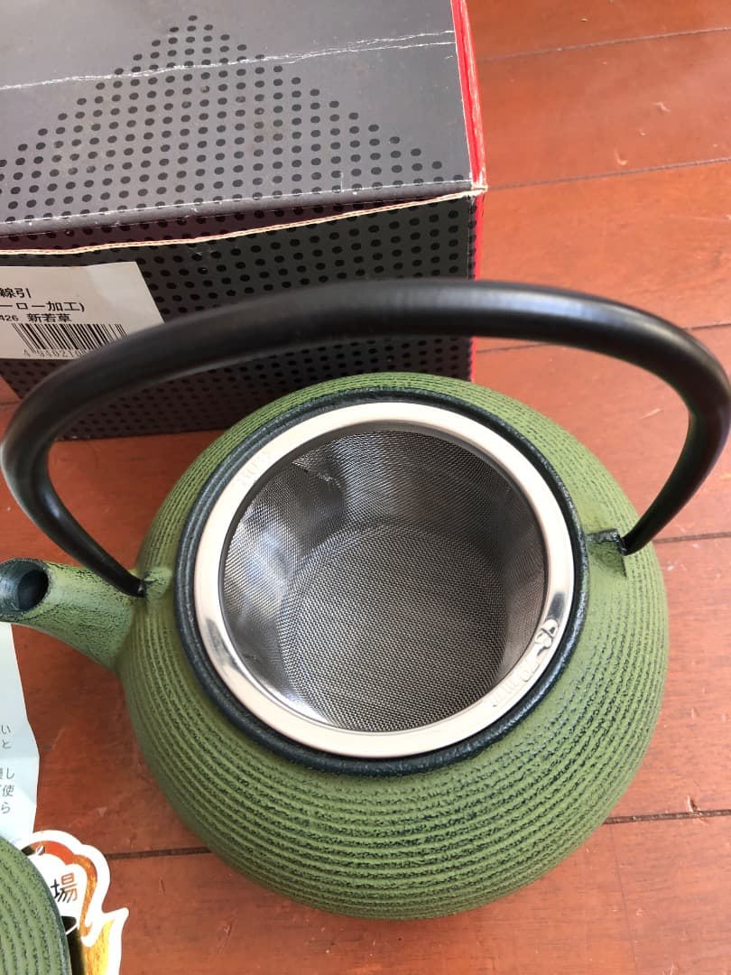 南部鉄器　岩鋳IWACHU 緑色鋳鉄急須 ５型　未使用品！