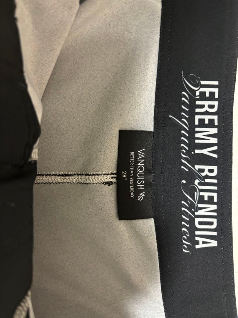 vanquish fitness サーフパンツ　フィジーク