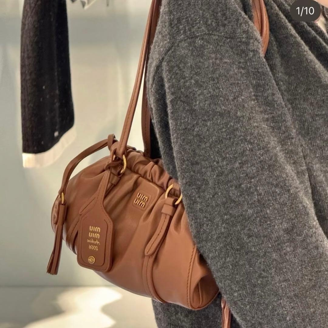 miumiu ジョワ　ミニショルダーバッグ