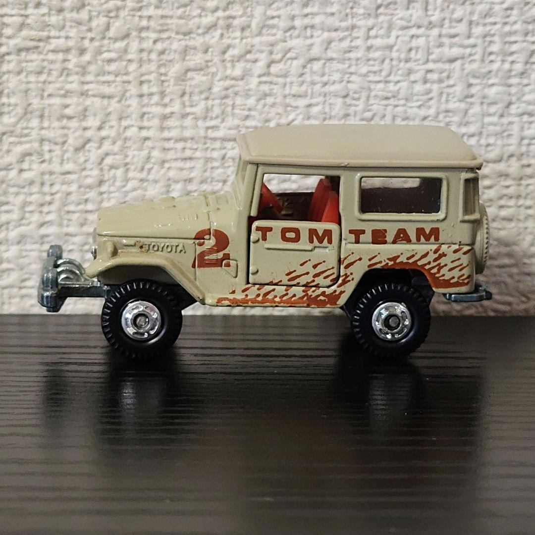 TOMICA　トミカ　ランドクルーザー