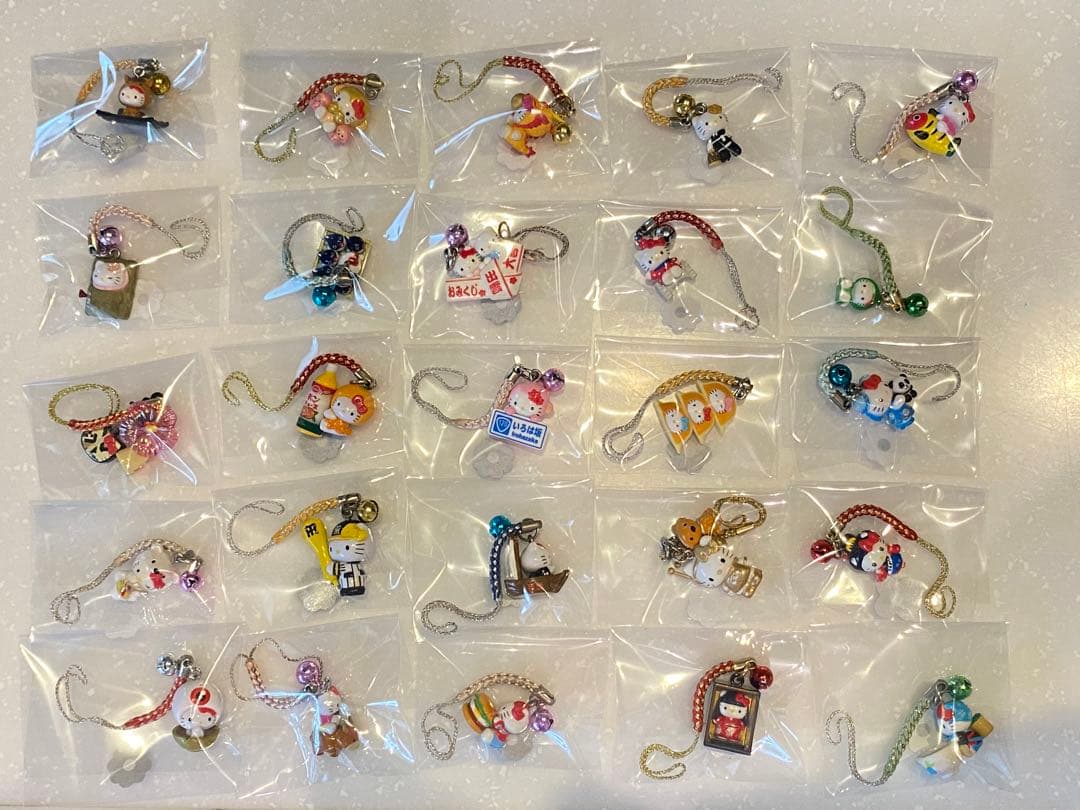 ⭐︎ご当地キティ ハローキティ 根付 ストラップ まとめ売り１４４個⭐︎