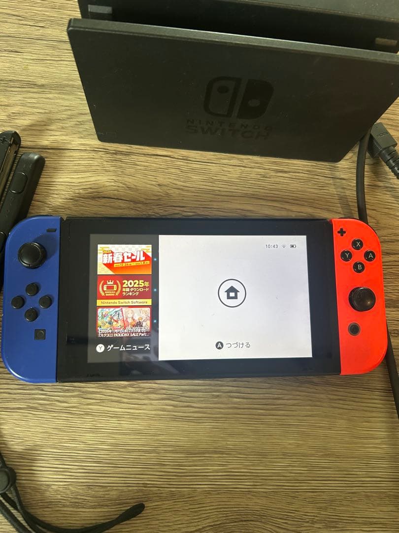 Nintendo Switch 本体 赤/青 付属品付き