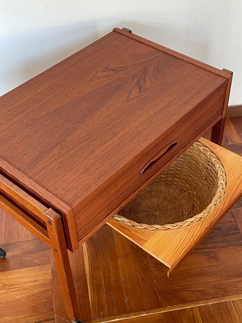 北欧 デンマーク ヴィンテージ チーク オイルフィニッシュ ソーイング ワゴン