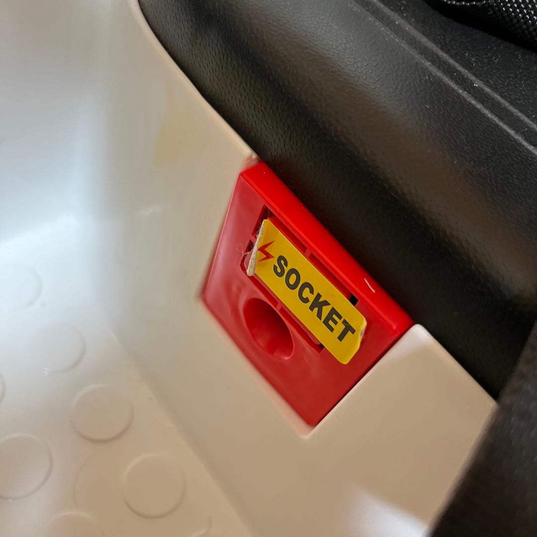 結婚式　ラジコンカー リングボーイ　ベンツ AMG 乗用車