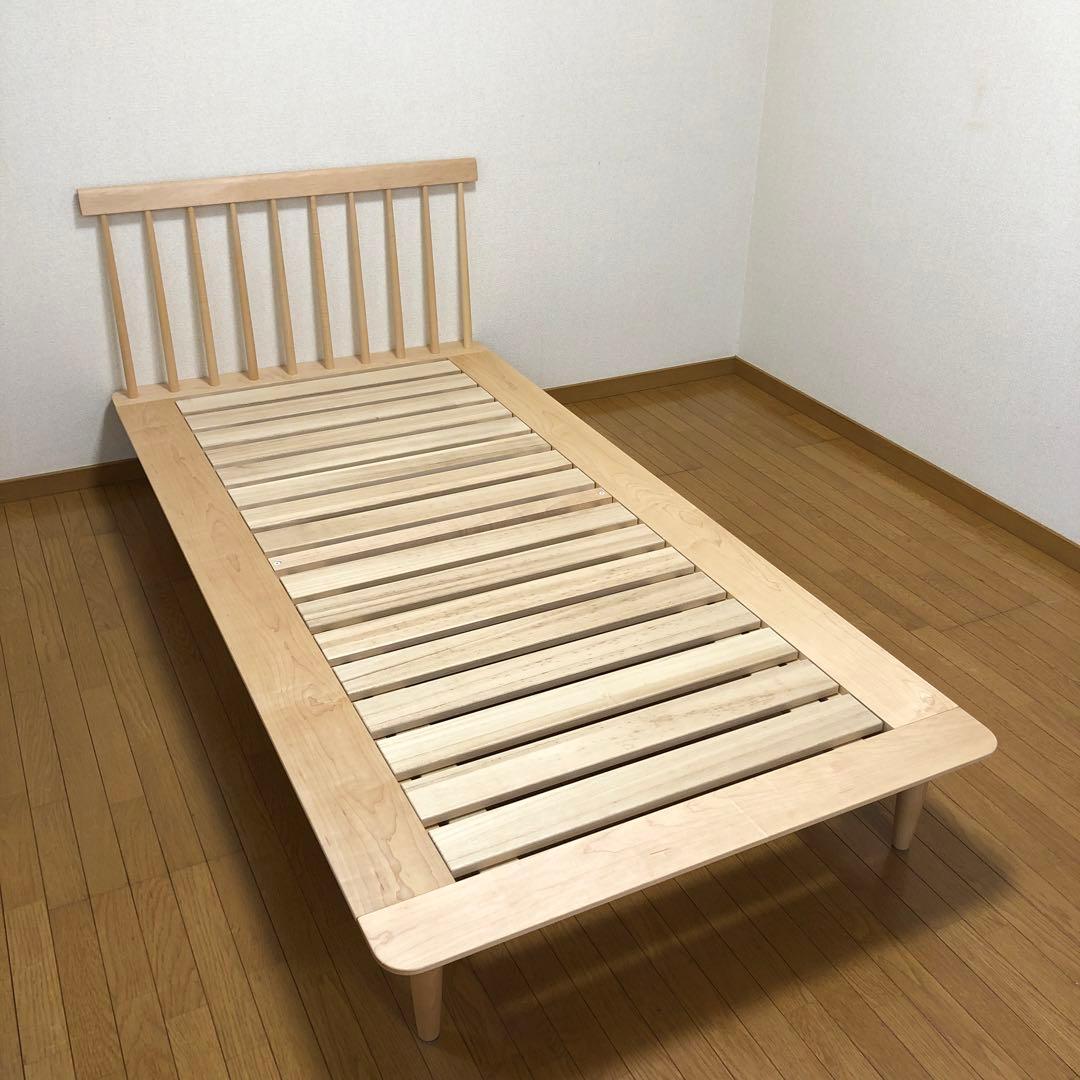 【美品】ベッドフレーム　スポークベッド　シングル　コサイン　cosine