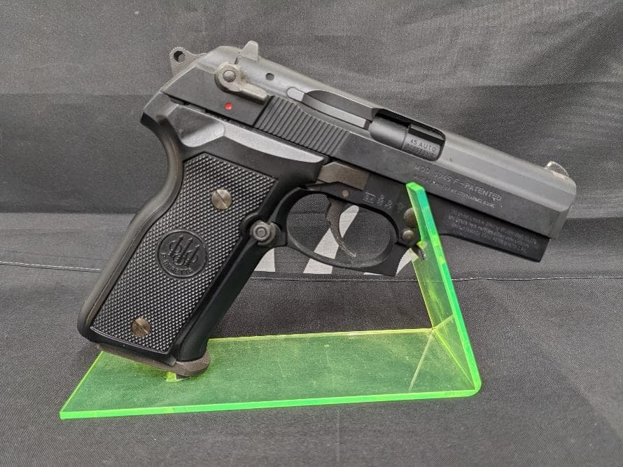 ウエスタンアームズ ベレッタM80045クーガーＦ　ガスガン　ブローバック