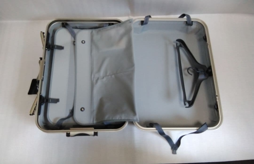 【プロテカ】スーツケース 日本製 レクトクラシックII 67L NIZ③