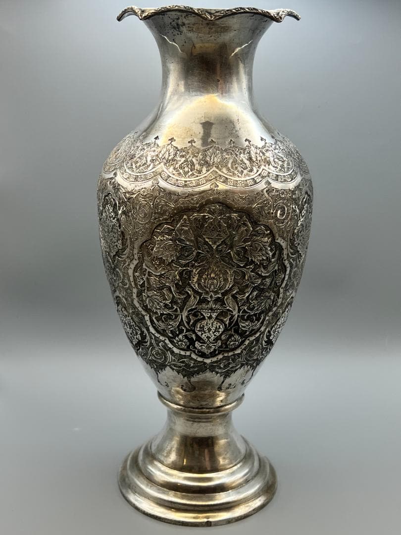 銀製　ライオンマーク　三越　銀花瓶　花入れ　手彫　銀細工　重量約820g