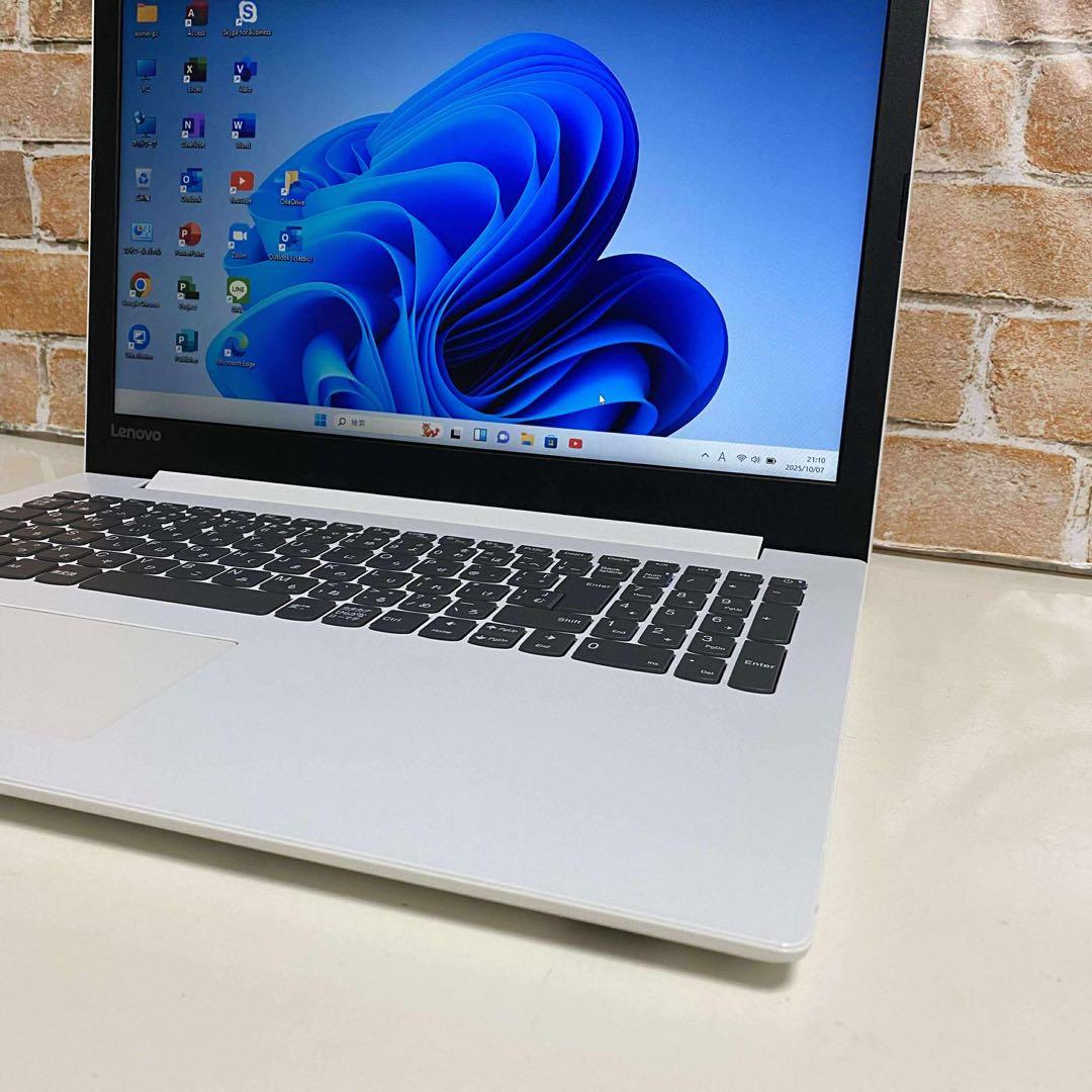 美品　レノボIDEAPADノート PC SSD メモリ8GB オフィス2024年