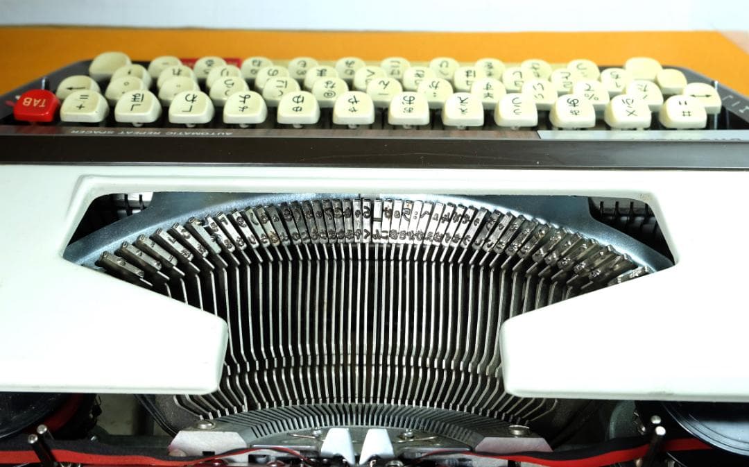 昭和レトロ　希少　BROTHER Valiant 413 ひらがなタイプライター