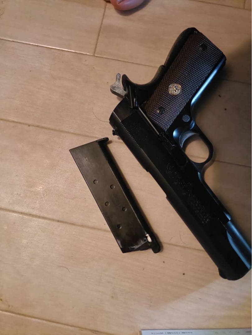 東京マルイ P90サプレッサー付き ASGK A15 コルトガバメント