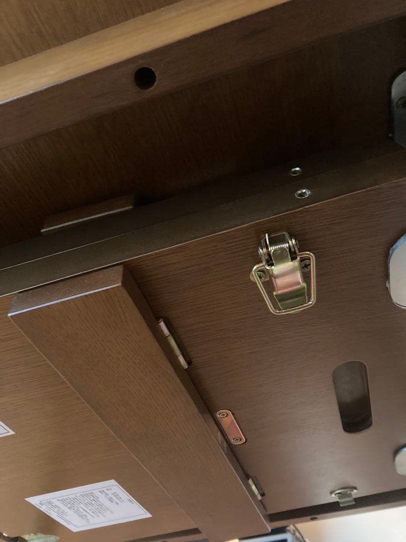 AROS ROUND TABLE brown アロスラウンドテーブル　ブラウン