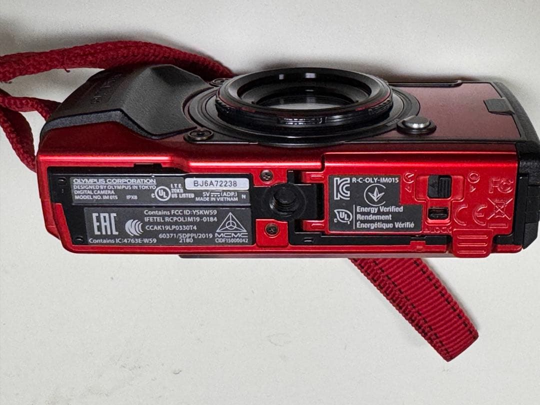 ジャンク　オリンパスデジカメ　TG-6