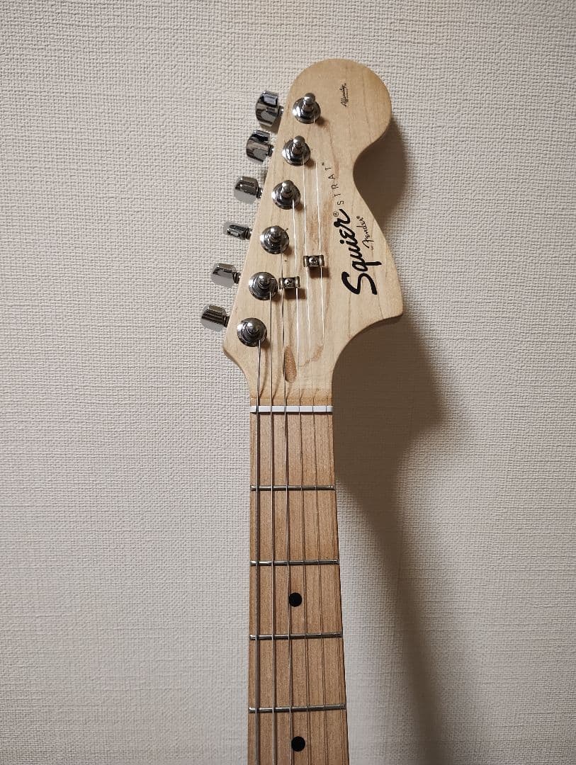 Squier by Fenderストラト/貼りメイプルラージヘッド/極美品
